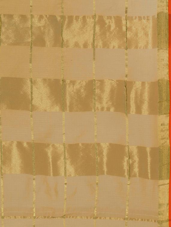 women's self design beige colored saree with blouse - 14948253 - Zoom Image - 4