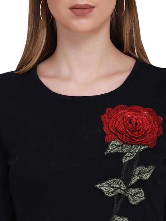 keyhole back embroidered dress - 15739137 - Zoom Image - 4