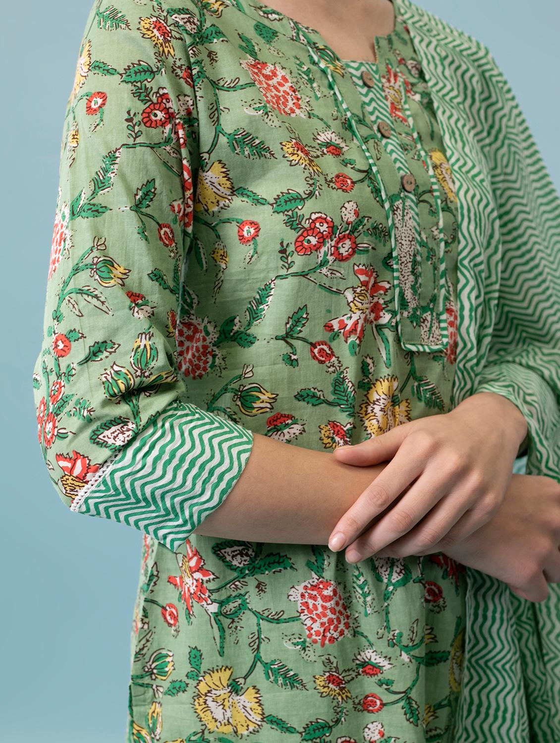floral print kurta palazzo set with dupatta - 17428307 - Zoom Image - 7