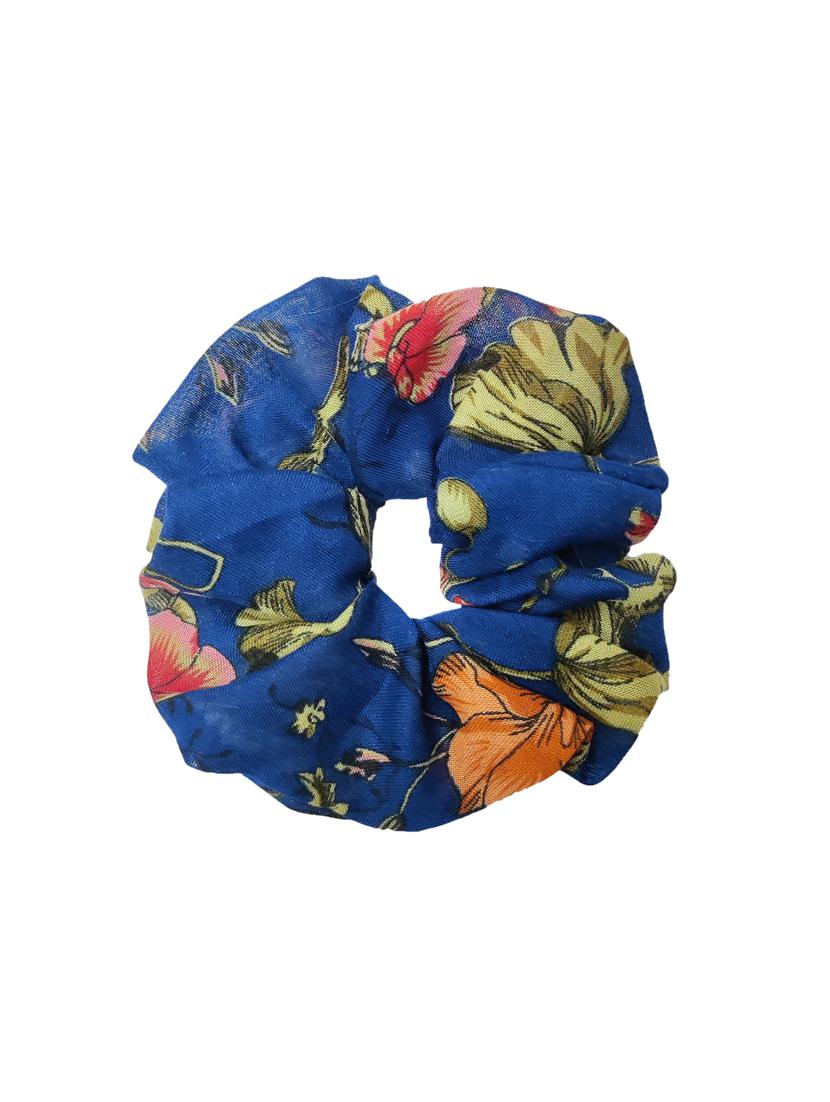set of 3 printed scrunchies in sky blue, blue and green color - 17495787 - Standard Image - 2