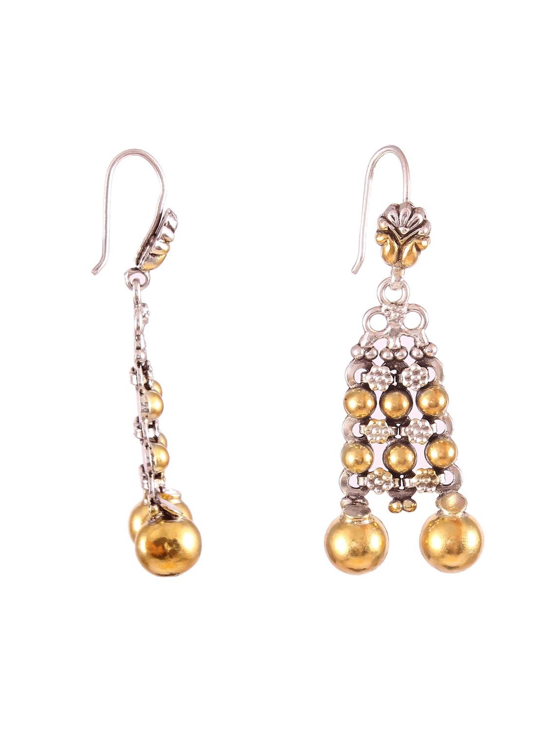 handcrafted gold earring - 18137969 - Zoom Image - 2