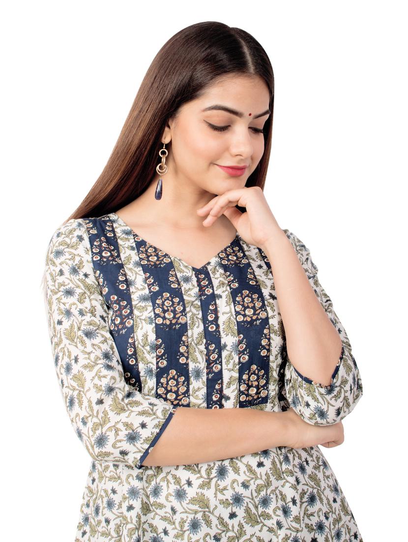 white cotton kurta palazzo set - 18185512 - Standard Image - 4