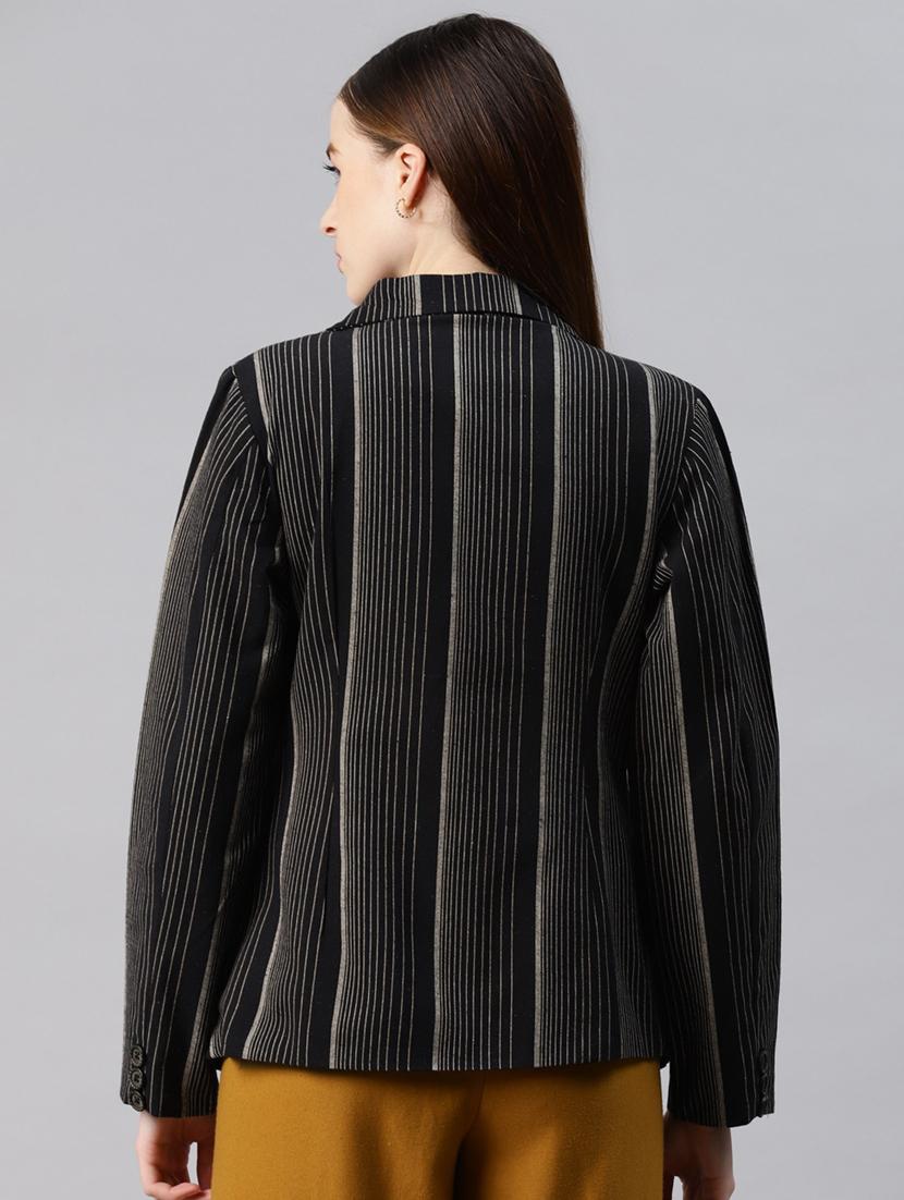 single-breasted lapel-collared striped formal blazer - 18221306 - Zoom Image - 2