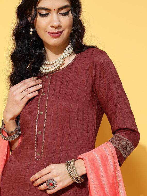red unstitched suit set - 18274839 - Zoom Image - 3