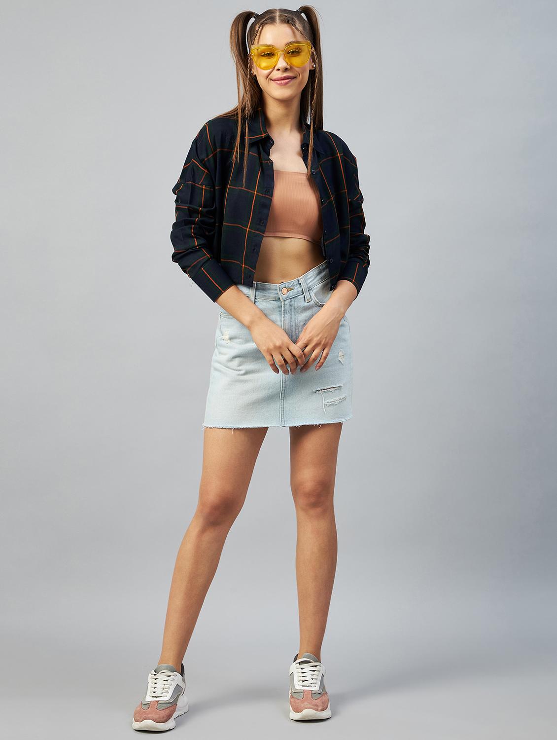 long sleeved checkered crop shirt - 18426992 - Zoom Image - 3