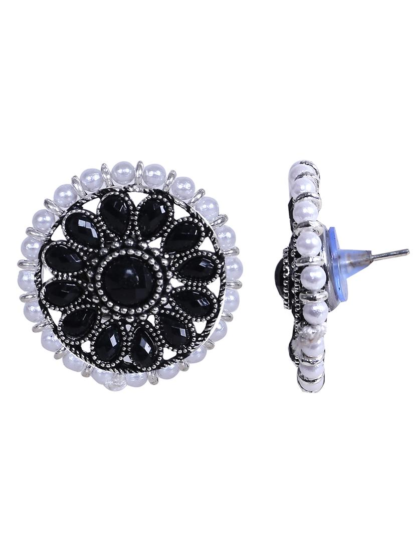 black silver plated studs earring - 18570351 - Standard Image - 2