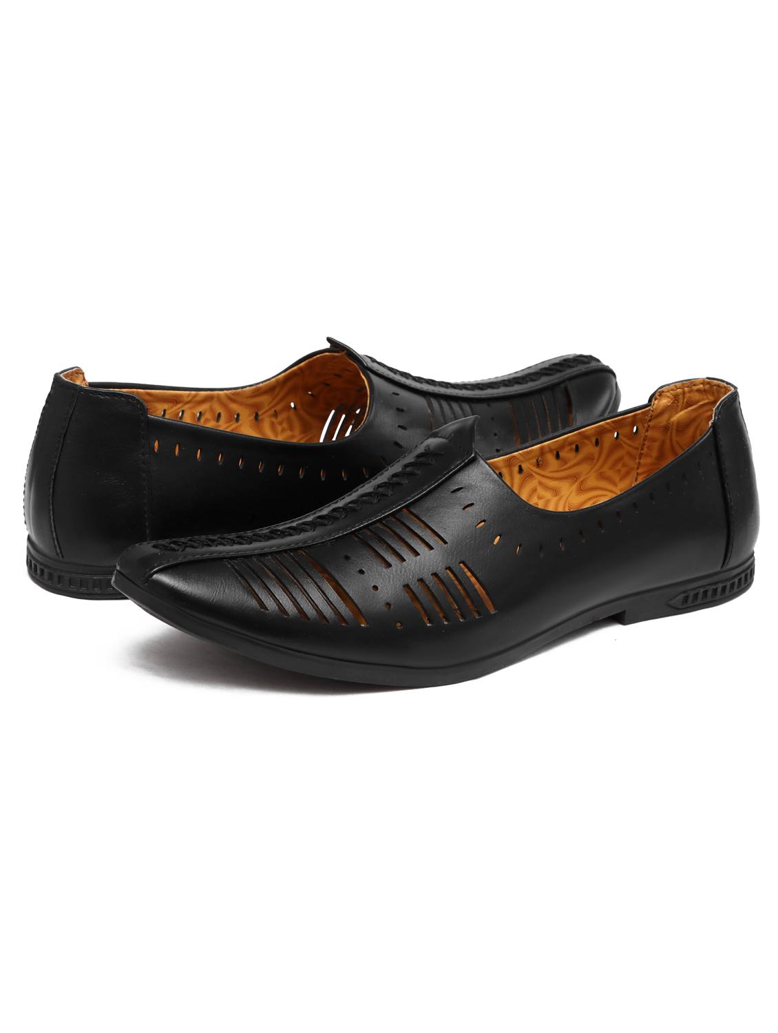 men slip on casual shoes - 19753490 - Standard Image - 4
