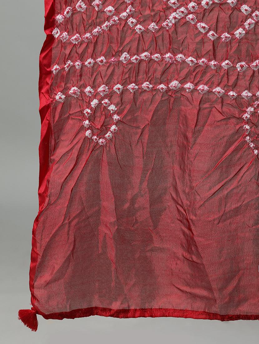 bandhani print kurta pant set with dupatta - 19766193 - Zoom Image - 5