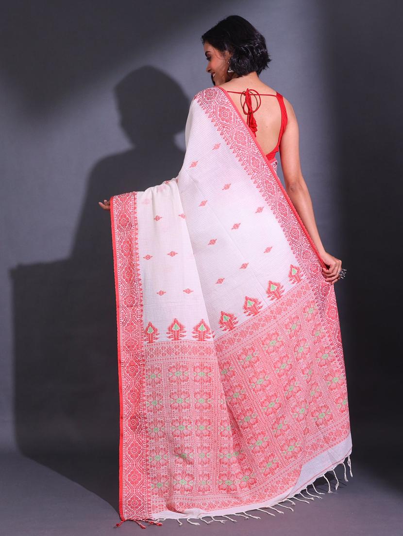 women's self design white colored saree with blouse - 19992570 - Zoom Image - 2
