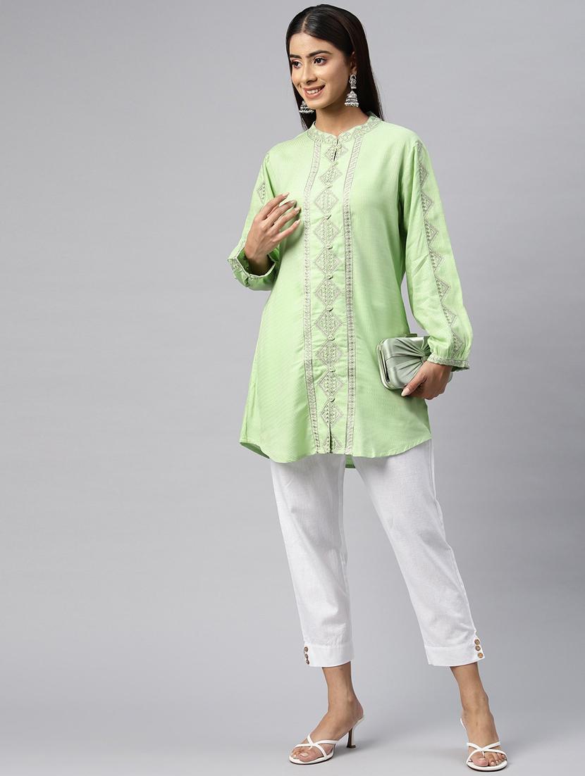 women green mandarin neck a-line kurti - 20345236 - Standard Image - 3