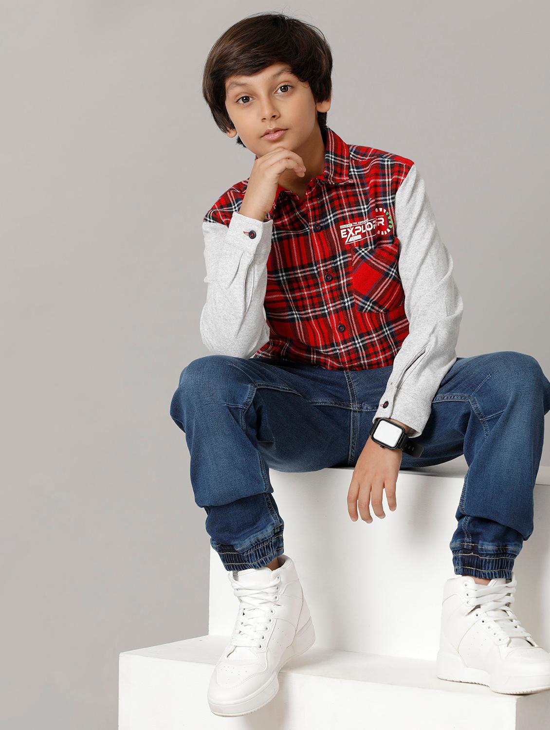 red checkered long sleeves shirt - 20386923 - Zoom Image - 3