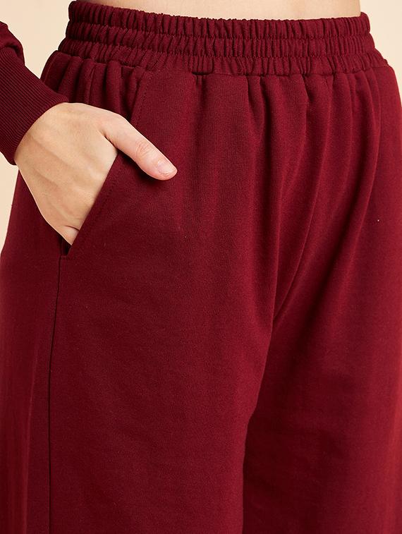 maroon graphic print top and trouser set - 20447368 - Zoom Image - 3