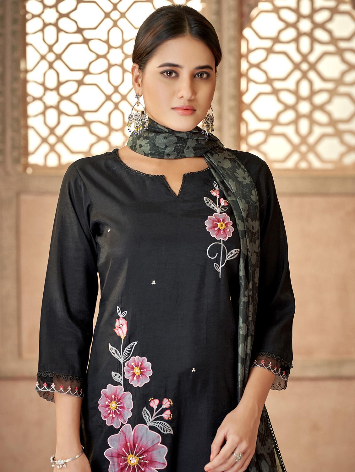women black notch neck kurta pant set with dupatta - 20542119 - Zoom Image - 5