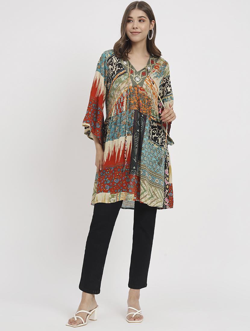 women printed neck detailed top - 20542237 - Standard Image - 3