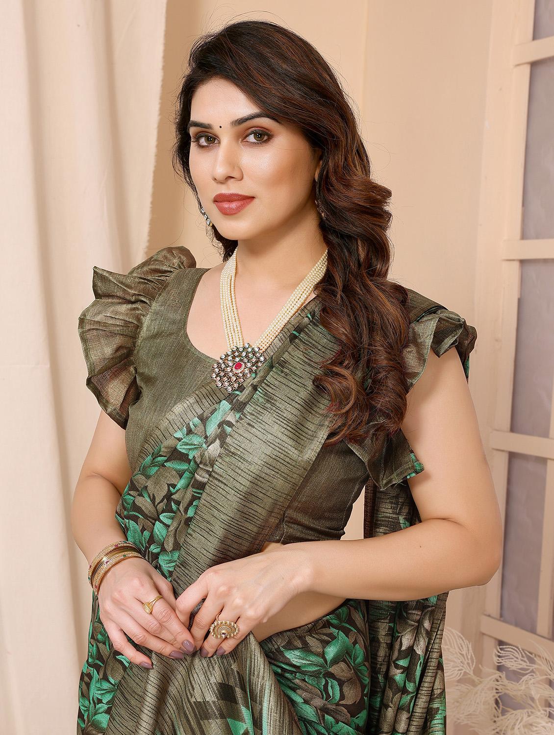 women green floral printed saree - 21093529 - Standard Image - 2