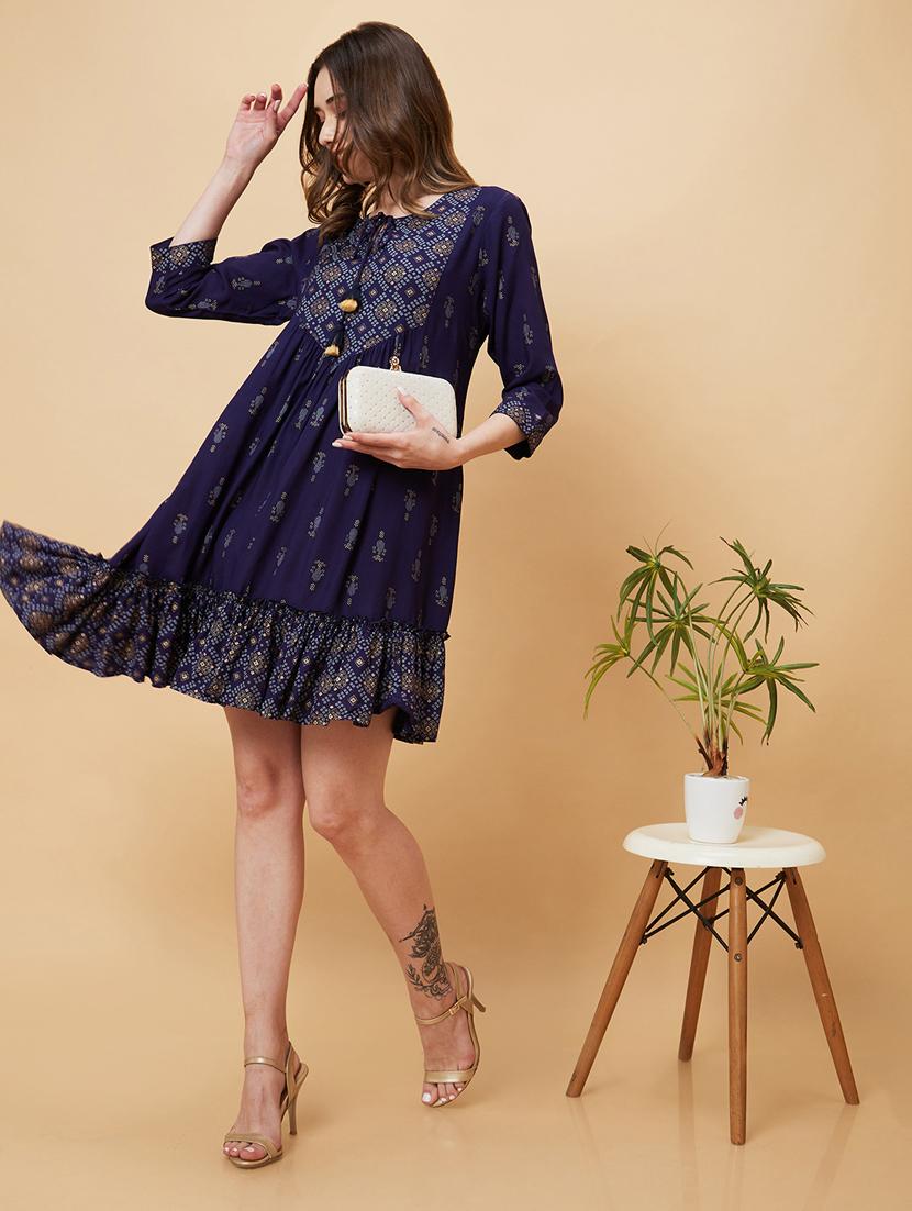 globus women nude v-neck kimono sleeves pleated a-line party dress - 21193421 - Standard Image - 3