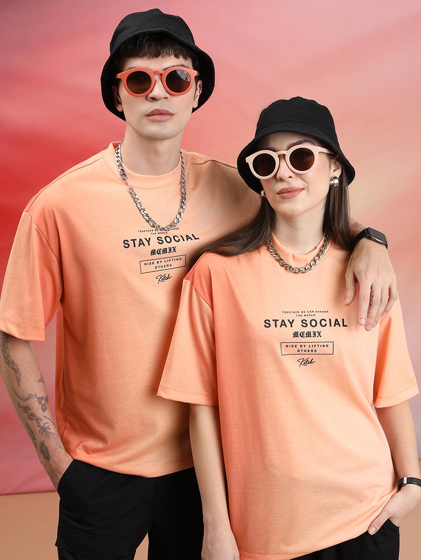 round neck chest print couple t-shirt - 21374979 - Standard Image - 2