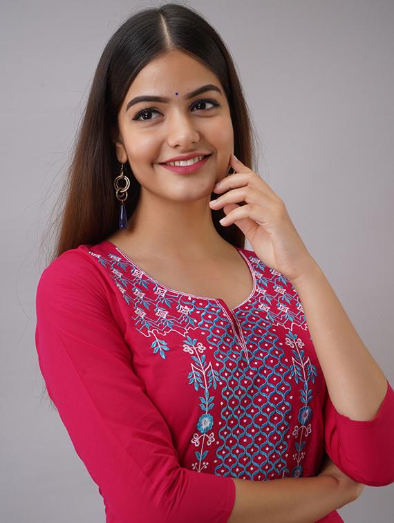women yoke embroidered notch neck straight kurta - 21561809 - Standard Image - 4