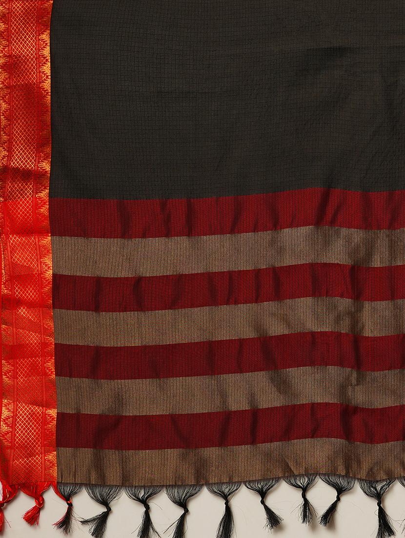 women solid bordered saree - 21649522 - Standard Image - 5